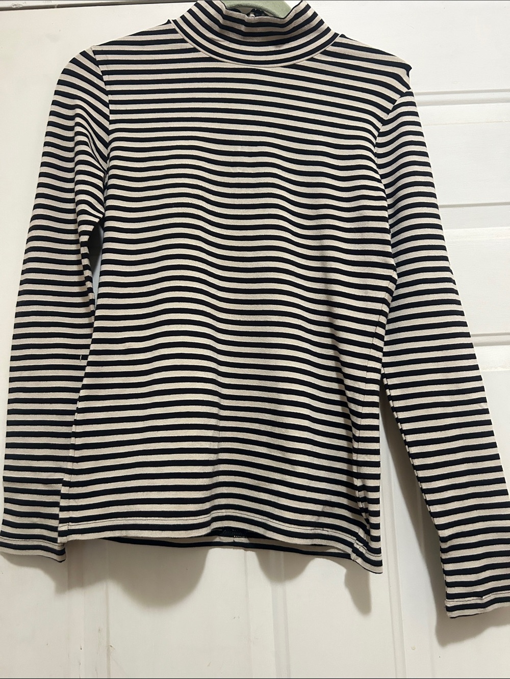 Dana B and Karen Long Sleeve Top - Black & Cream